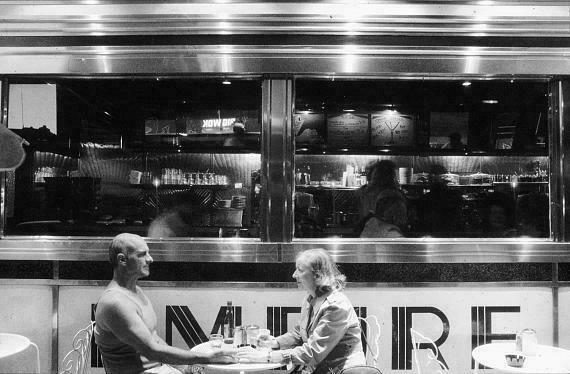 Gäste im Restaurant in New York von Stephan Erfurt